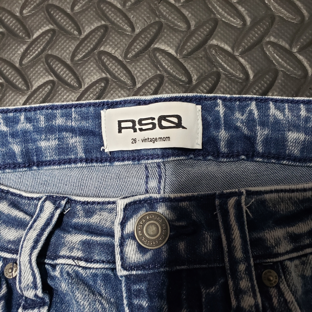 RSQ Vintage mom jeans size 26 light wash distressed high rise jeans - Picture 4 of 7